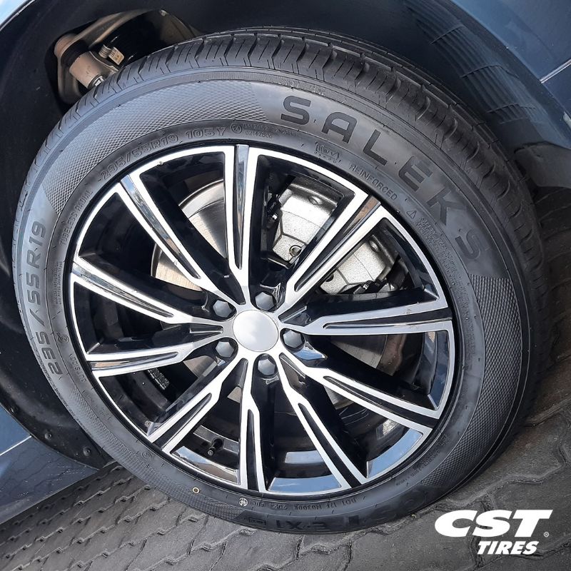 Volvo XC60 with CST Saleks EX1 Tires- (5)